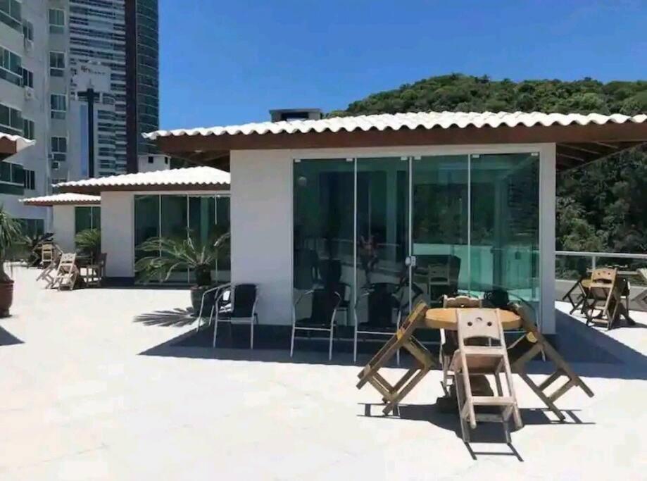 Piscina A Beira-Mar, Tranquilidade E Qualidade No Melhor De Bc Balneário Camboriú Exterior foto