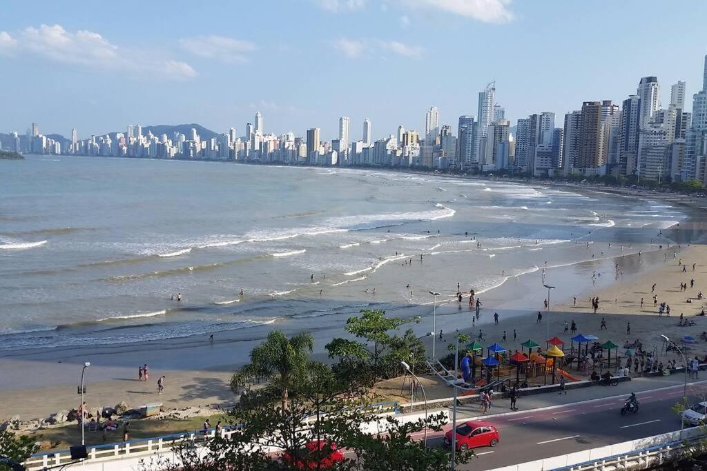 Piscina A Beira-Mar, Tranquilidade E Qualidade No Melhor De Bc Balneário Camboriú Exterior foto